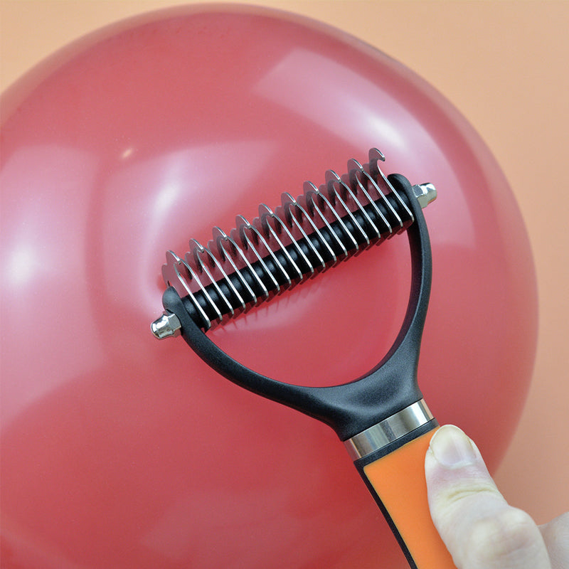 Double-Sided Deshedding Pet Grooming Brush – Dual-Sided Design, Ergonomic Handle & Gentle Grooming ✨